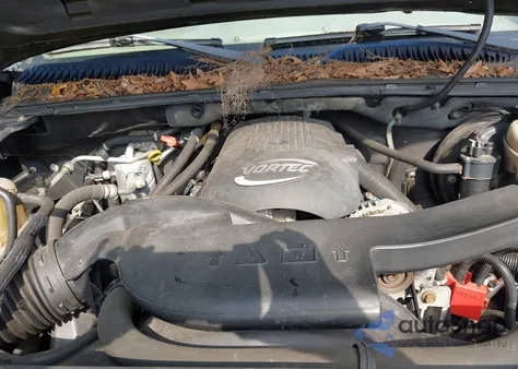 2003 Chevrolet Suburban 1500 Lt from USA, damaged, VIN 3GNFK16Z13G159472